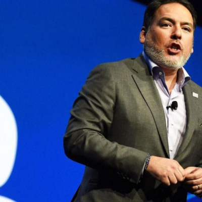 Shawn Layden, ex-PlayStation, identifie Google, Amazon et Apple comme des menaces pour l'industrie du jeu vidéo